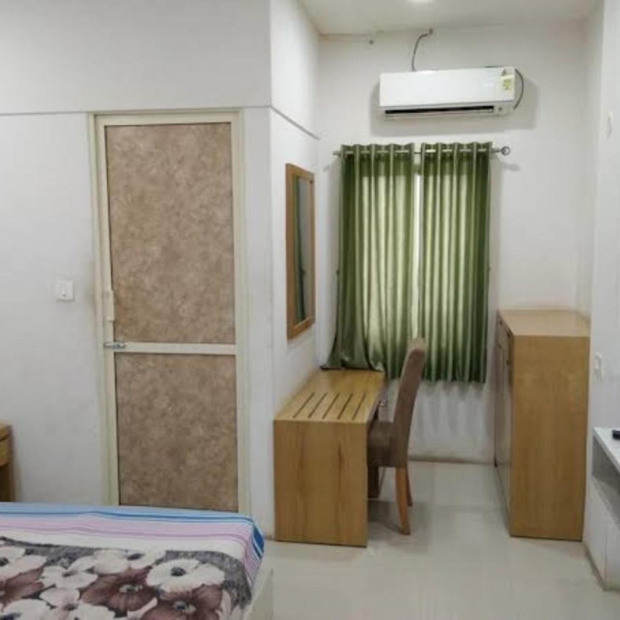 فندق Divya Jyot Residency بهوي المظهر الخارجي الصورة
